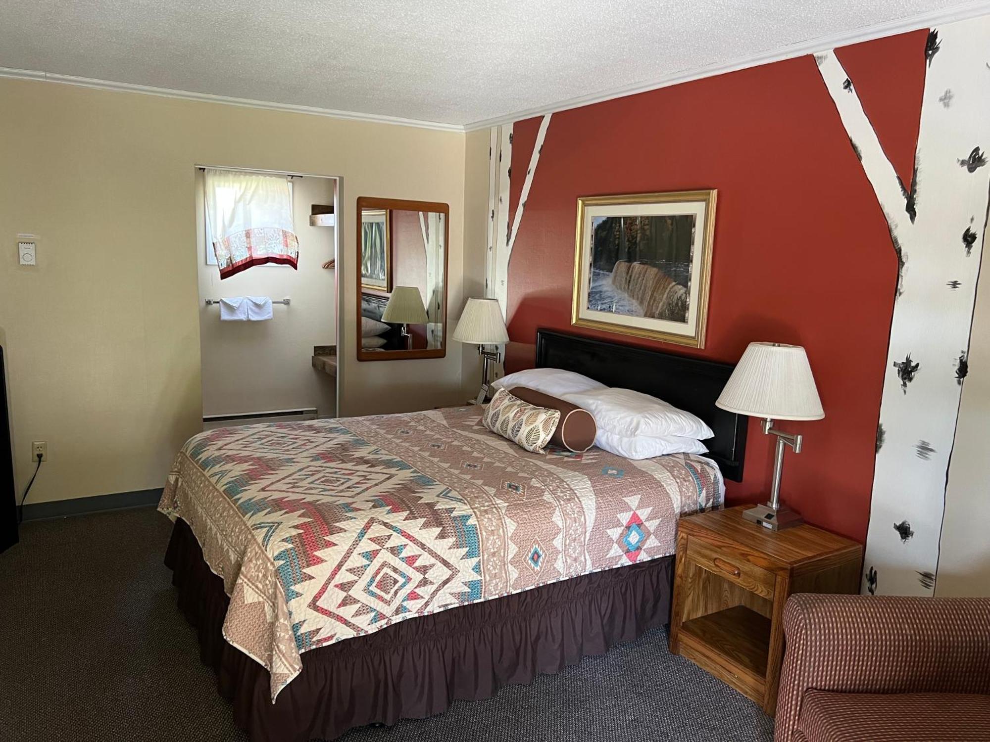 Cedar Hill Lodge Saint Ignace Buitenkant foto