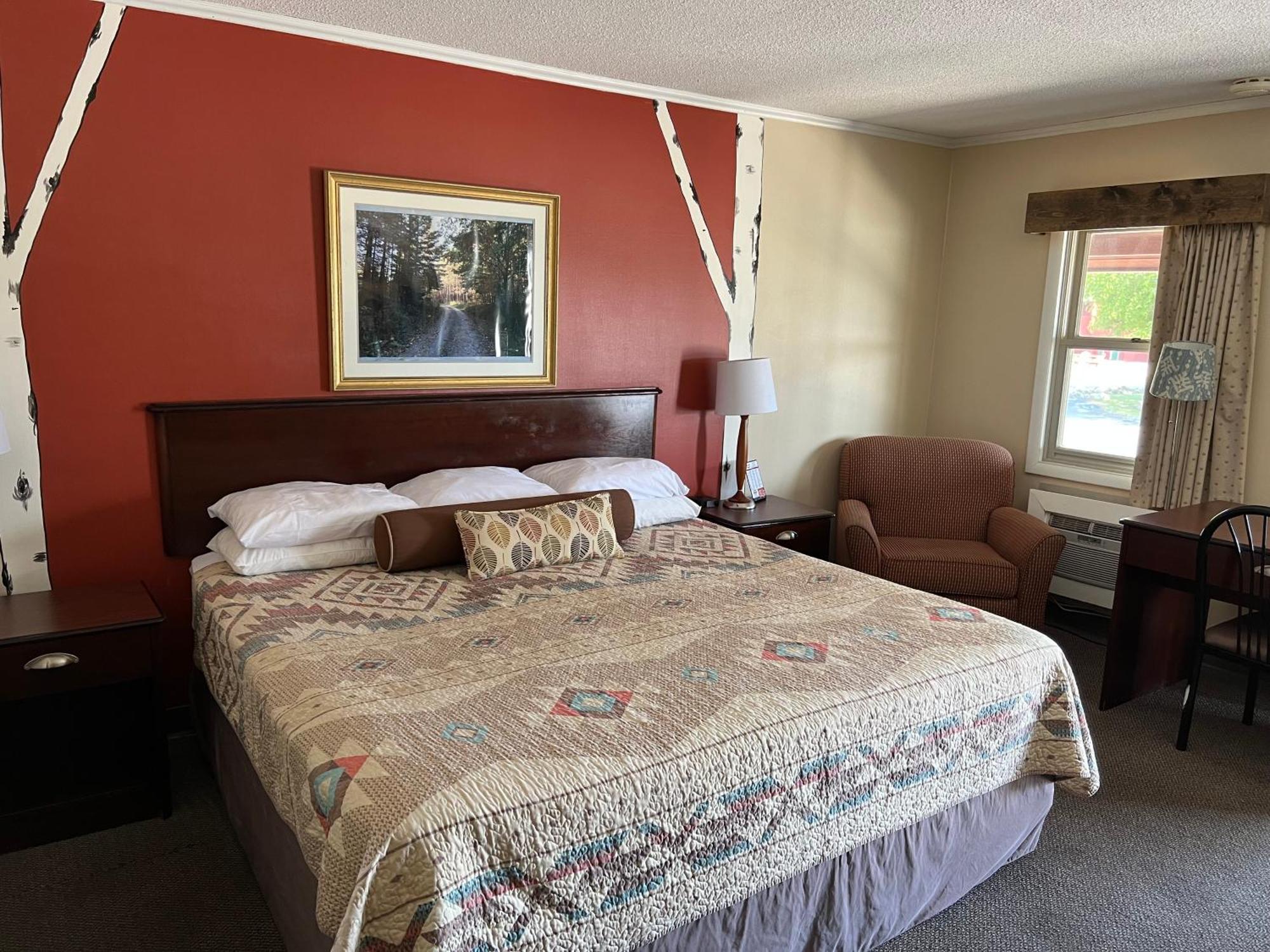 Cedar Hill Lodge Saint Ignace Buitenkant foto